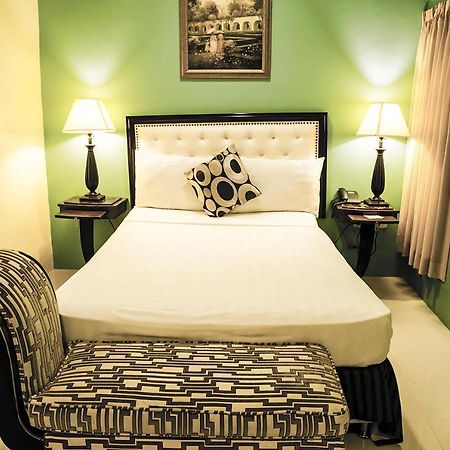 Dreamwave Hotel Ilagan Екстериор снимка