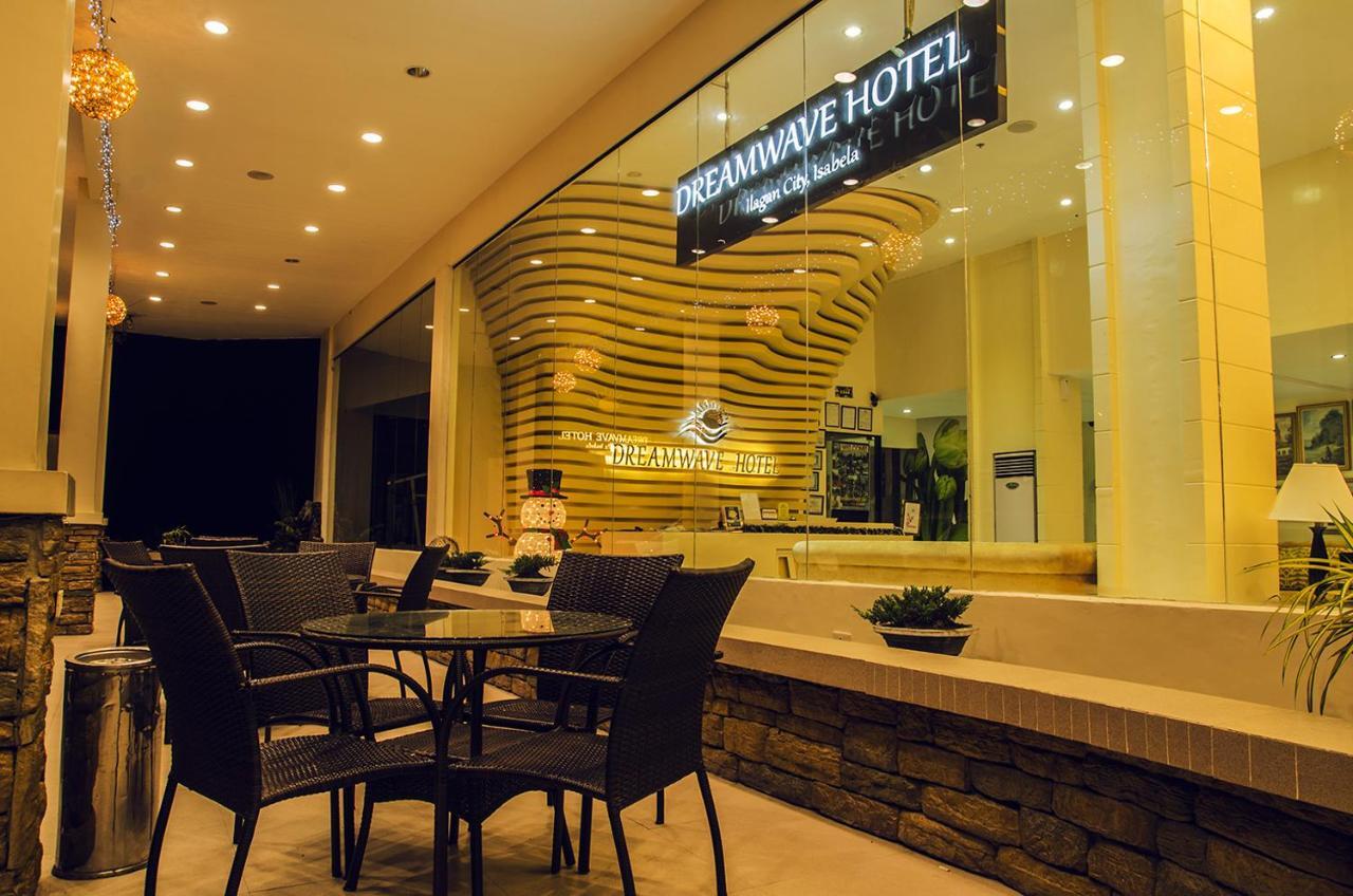 Dreamwave Hotel Ilagan Екстериор снимка
